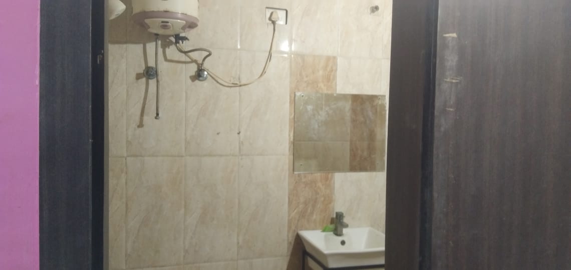 Fully Furnished 2bhk in down town hospital, GS Road, Bormotoria, Guwahati, Assam, India for Rent
